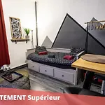 Apartament Les De Blossac *