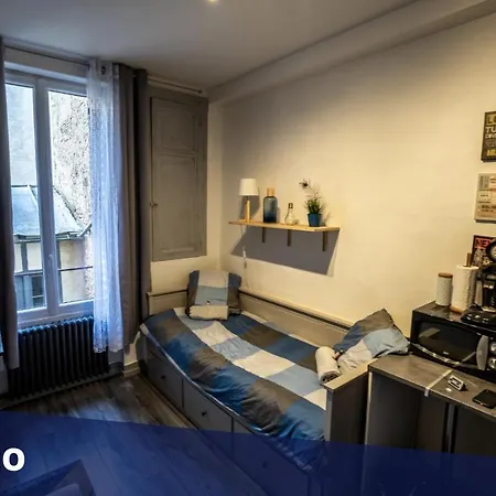 Apartament Les De Blossac *