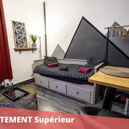Apartament Les De Blossac *