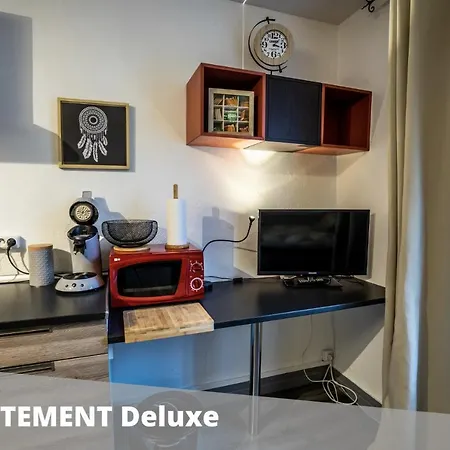 Les De Blossac Apartment