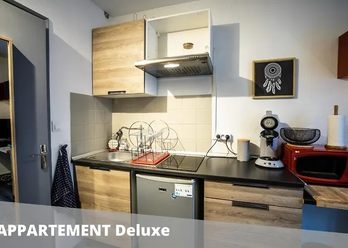 Les De Blossac Puvatya